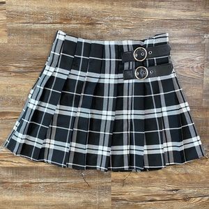 Dual-Buckle Pleated Plaid Skirt